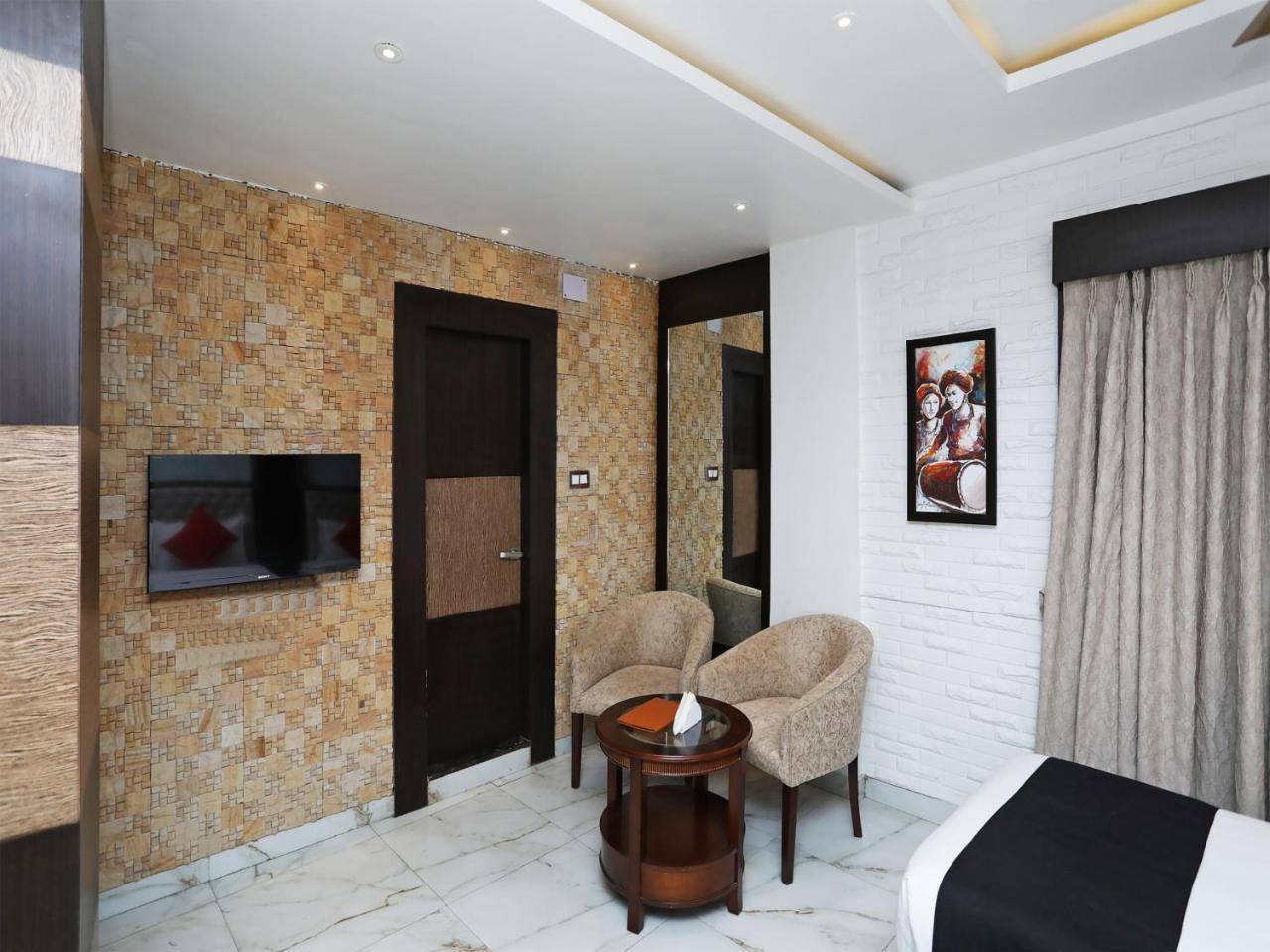 Hotel Acme Калькутта Экстерьер фото